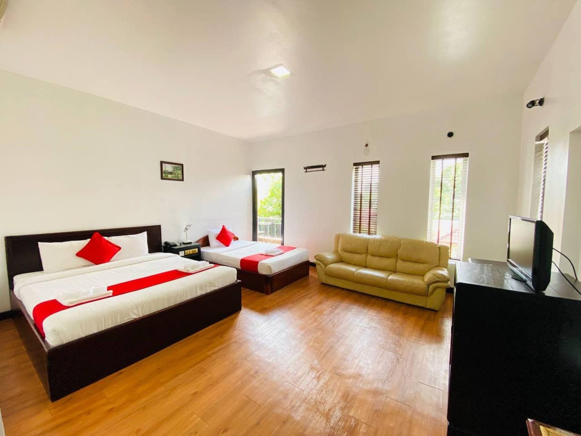 Vimean Sovannaphoum Resort Battambang Esterno foto