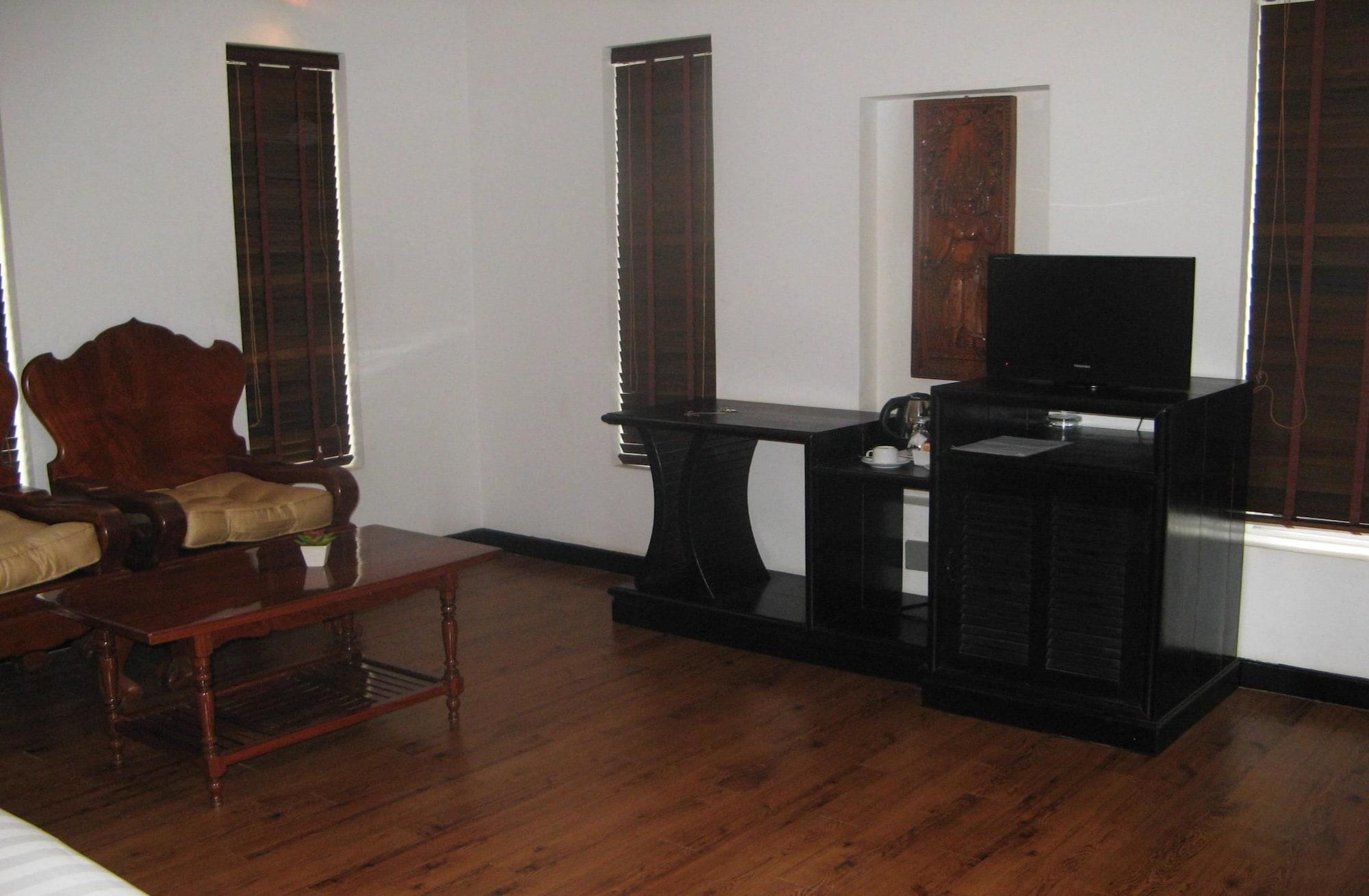 Vimean Sovannaphoum Resort Battambang Esterno foto