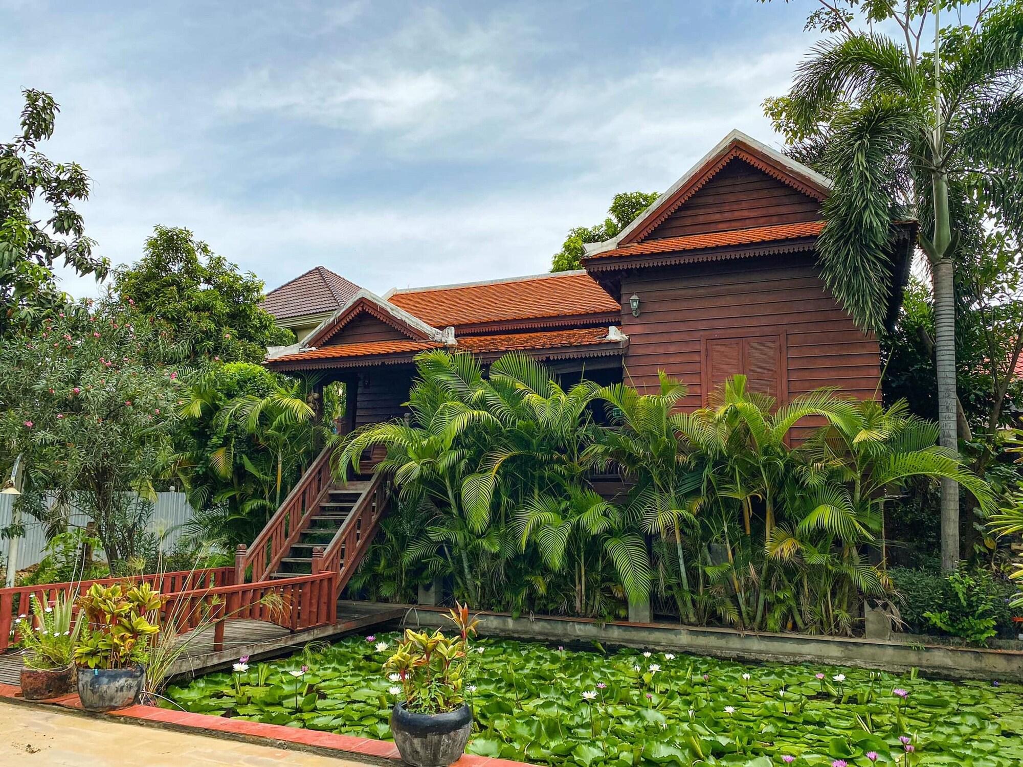 Vimean Sovannaphoum Resort Battambang Esterno foto