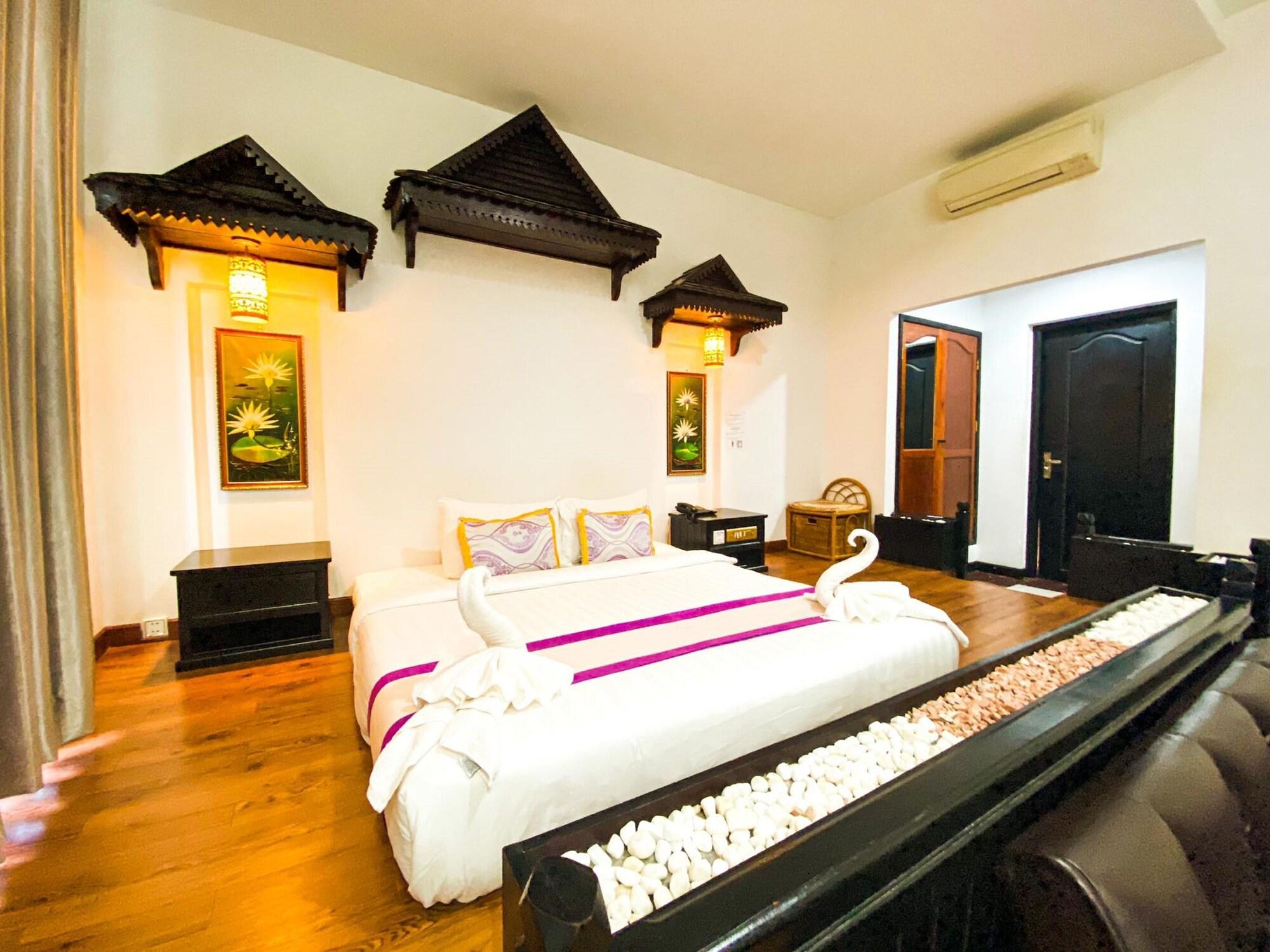 Vimean Sovannaphoum Resort Battambang Esterno foto
