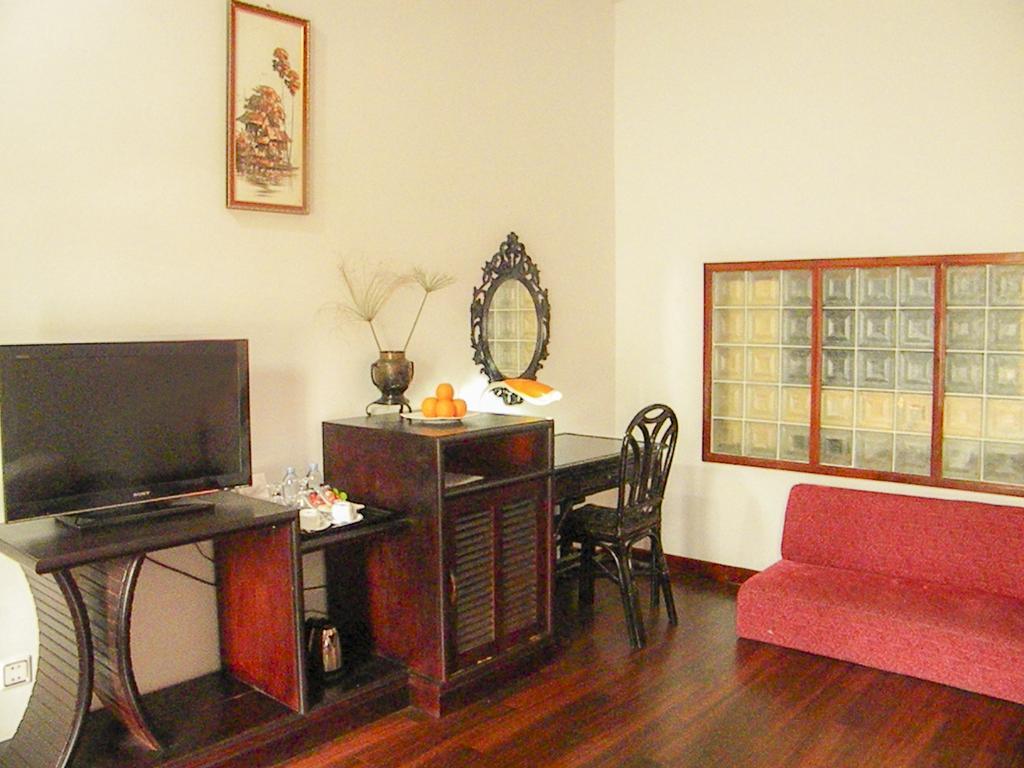Vimean Sovannaphoum Resort Battambang Esterno foto